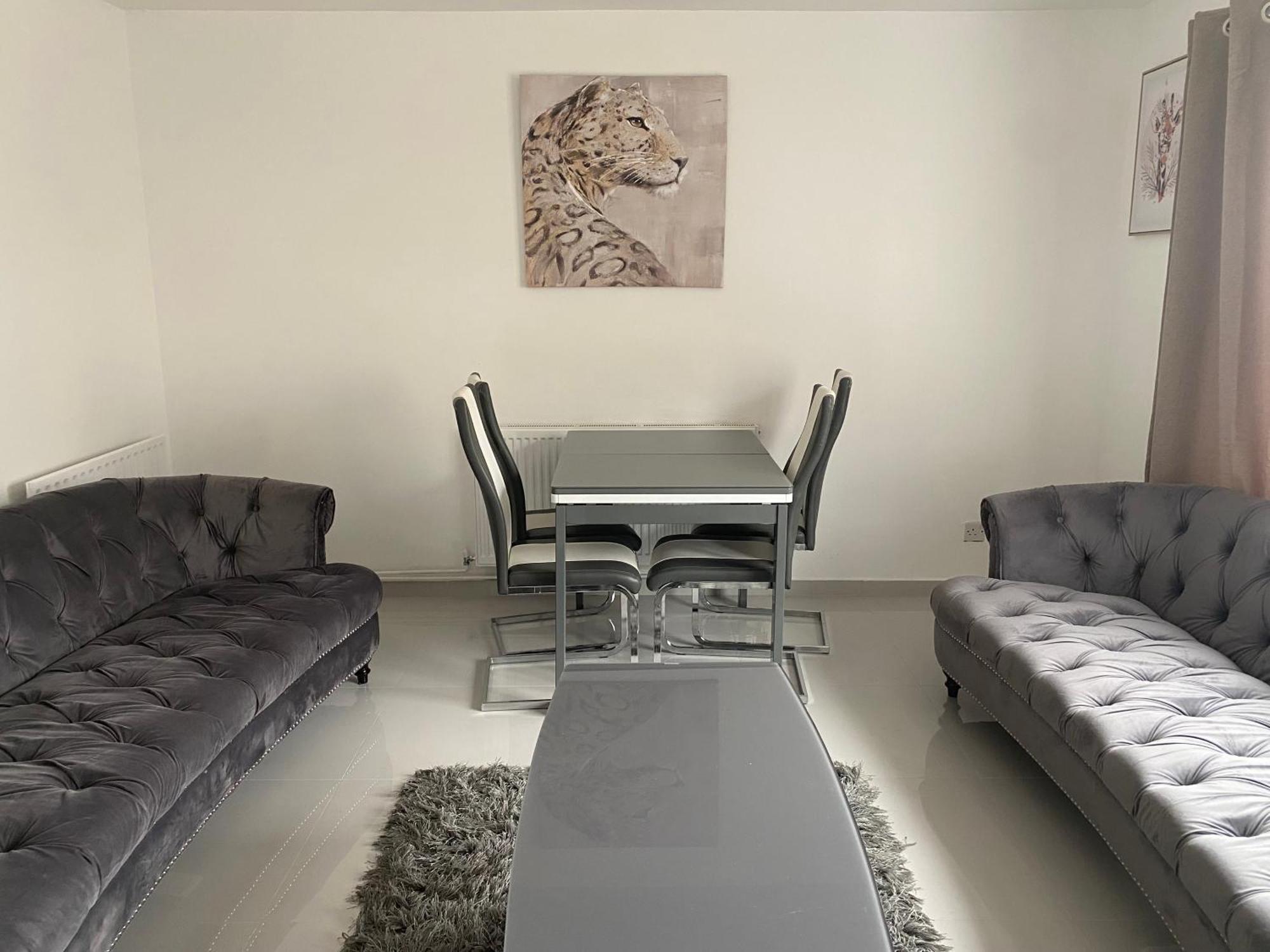 Woolwich - House - Sleeps 5 - Garden - Parking Ferienhaus