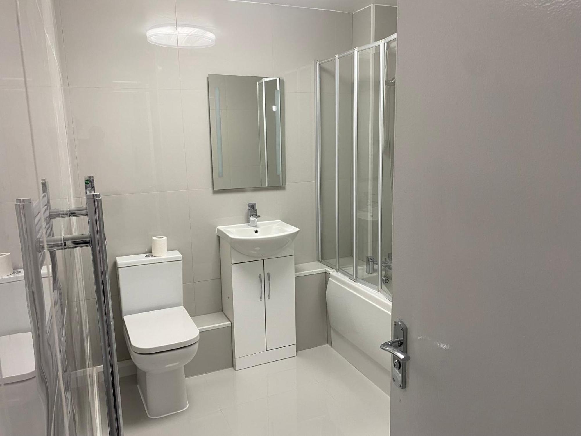 Ferienhaus Woolwich - House - Sleeps 5 - Garden - Parking *